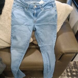 Levis women's size 28 711 Skinny